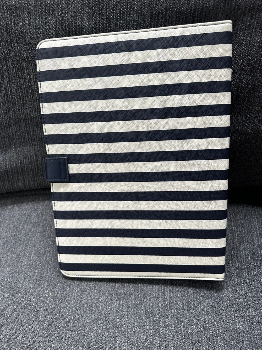 Keep Collective by Stella & Dot Portfolio Charm Binder